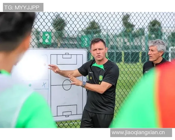 再集结时刻拉米罗带领球队开启新赛季首堂训练课