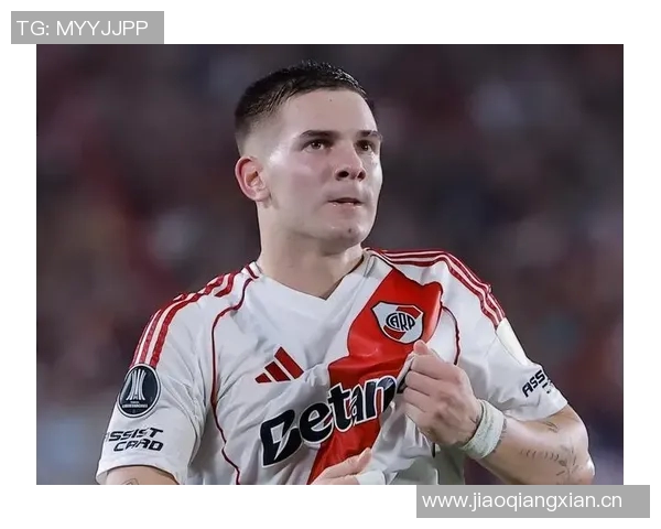 马斯坦托诺称赞梅西是最佳场上教练与他踢球轻松愉快