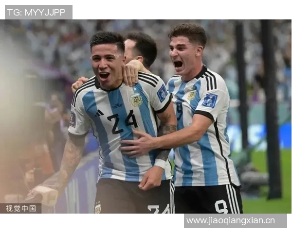 恩佐与罗梅罗重聚国家队兄弟情深共享马黛茶时光