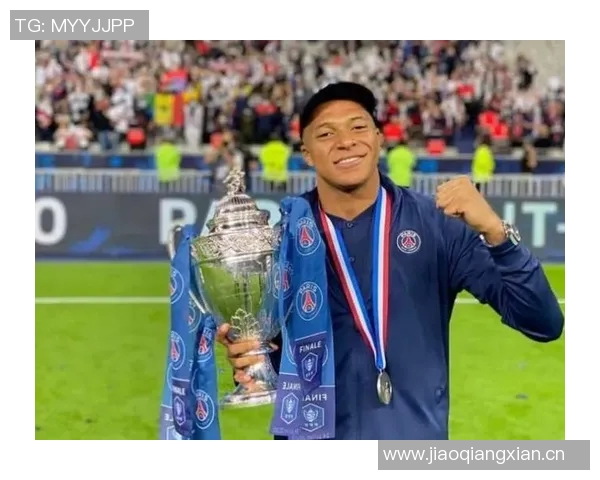 贝洛蒂成功接受左膝前十字韧带重建手术重伤恢复在望