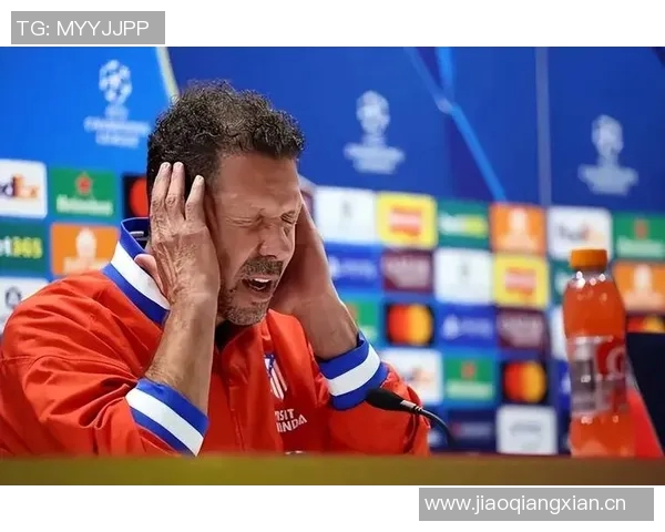 阿森纳第四球瞬间西蒙尼无奈双手插兜心如死灰的绝望时刻 阿森纳第四球瞬间西蒙尼无奈双手插兜心如死灰的绝望时刻