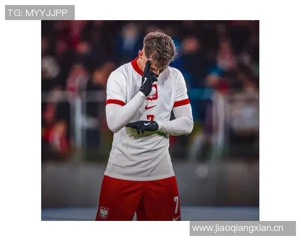 波兰媒体报道拜仁关注17岁边锋皮图谢夫斯基身价达1200万欧元 波兰媒体报道拜仁关注17岁边锋皮图谢夫斯基身价达1200万欧元