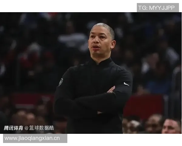 卢指导点评30号秀尼德豪泽防守理解与进攻意识全面提升 卢指导点评30号秀尼德豪泽防守理解与进攻意识全面提升